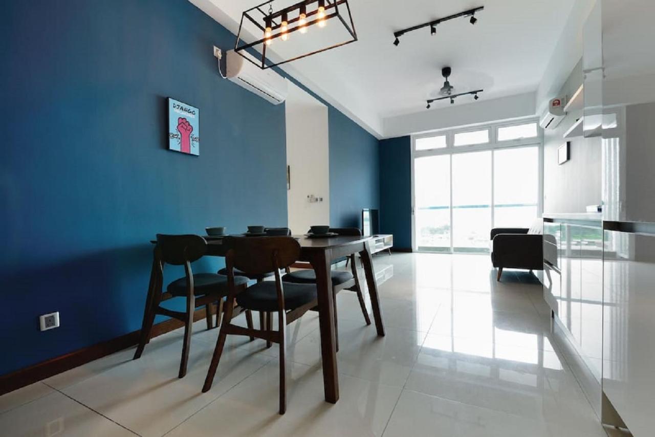 ג'והור בהרו Experience The Coast - Hostahome Suites At Paragon Residence Near Downtown מראה חיצוני תמונה